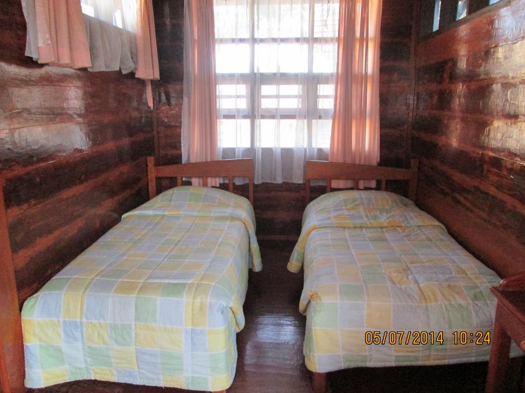 Sapadia Hotel And Cottage Parapat Bilik gambar