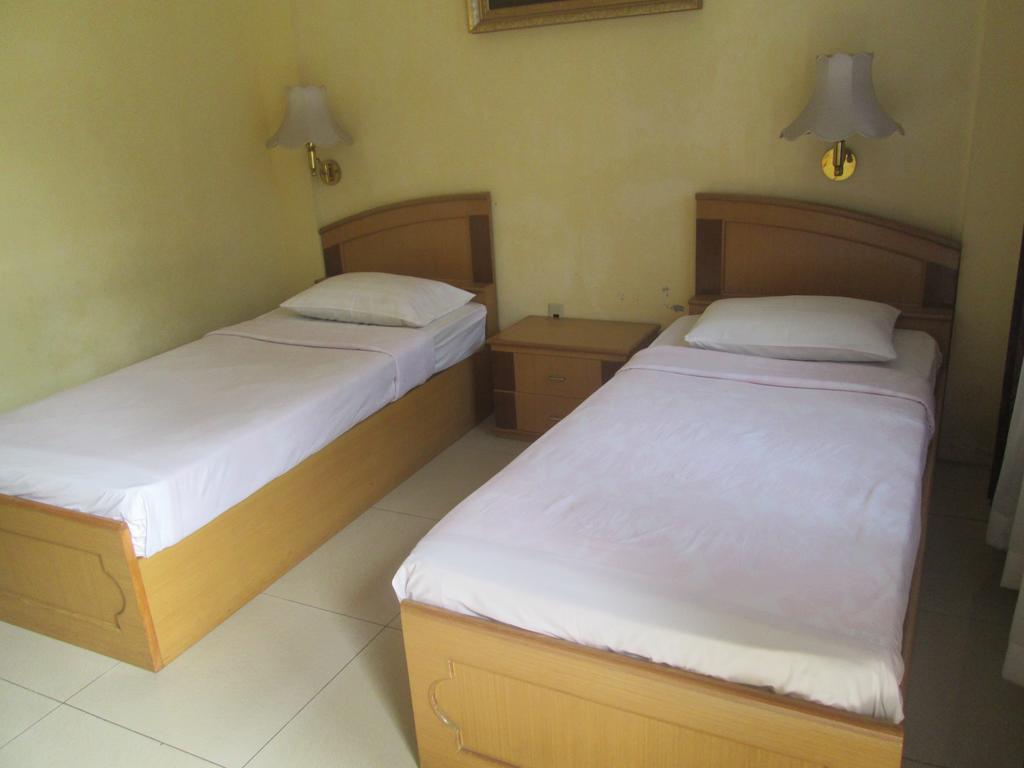 Sapadia Hotel And Cottage Parapat Bilik gambar
