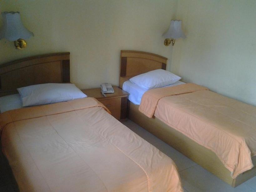 Sapadia Hotel And Cottage Parapat Bilik gambar