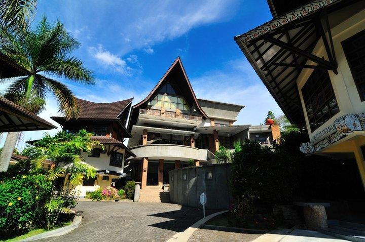 Sapadia Hotel And Cottage Parapat Luaran gambar